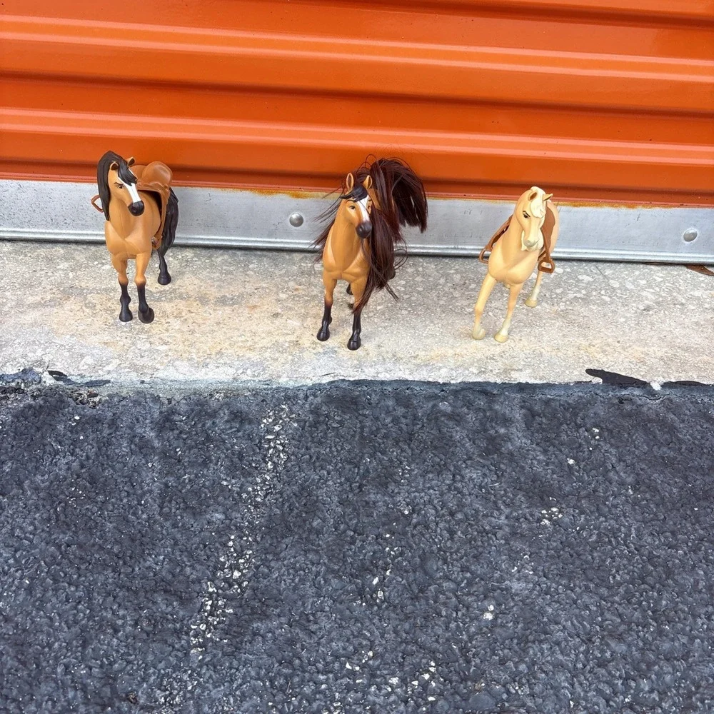 Lot Of 3 DreamWorks Spirit Riding Free 7